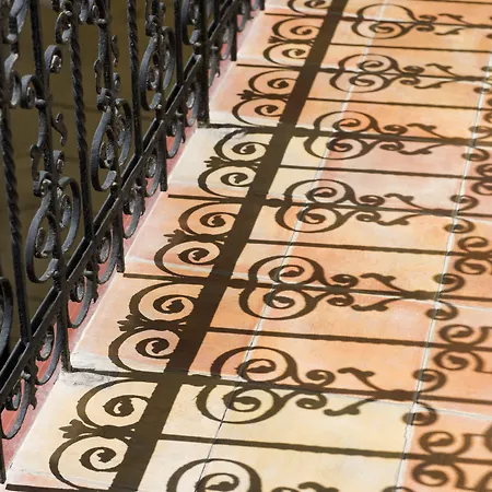 Centrooms House Pensiune