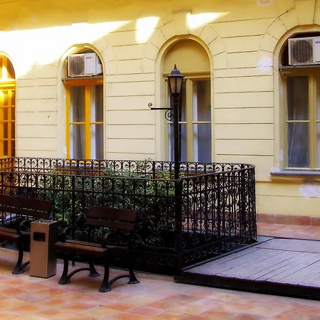 Centrooms House Pensiune 3*