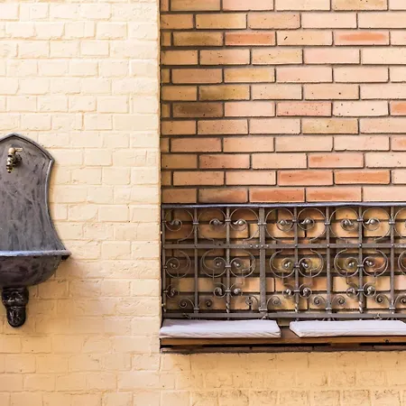 Centrooms House 3* Budapesta