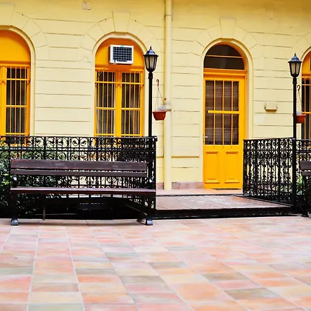 Centrooms House Casa de hóspedes 3*