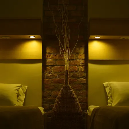 Centrooms House
