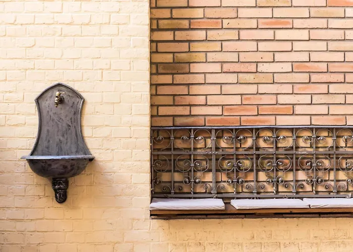 Centrooms House 3* Budapest