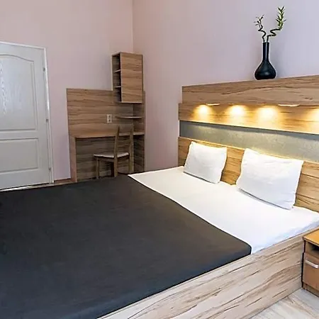 Centrooms House Konukevi 3*