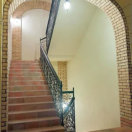 Konukevi Centrooms House