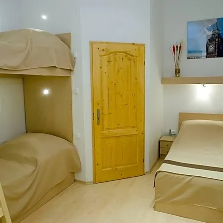 Centrooms House Konukevi 3*