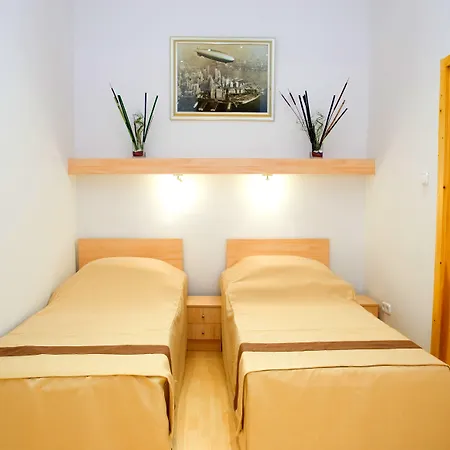 Pensionat Centrooms House 3*